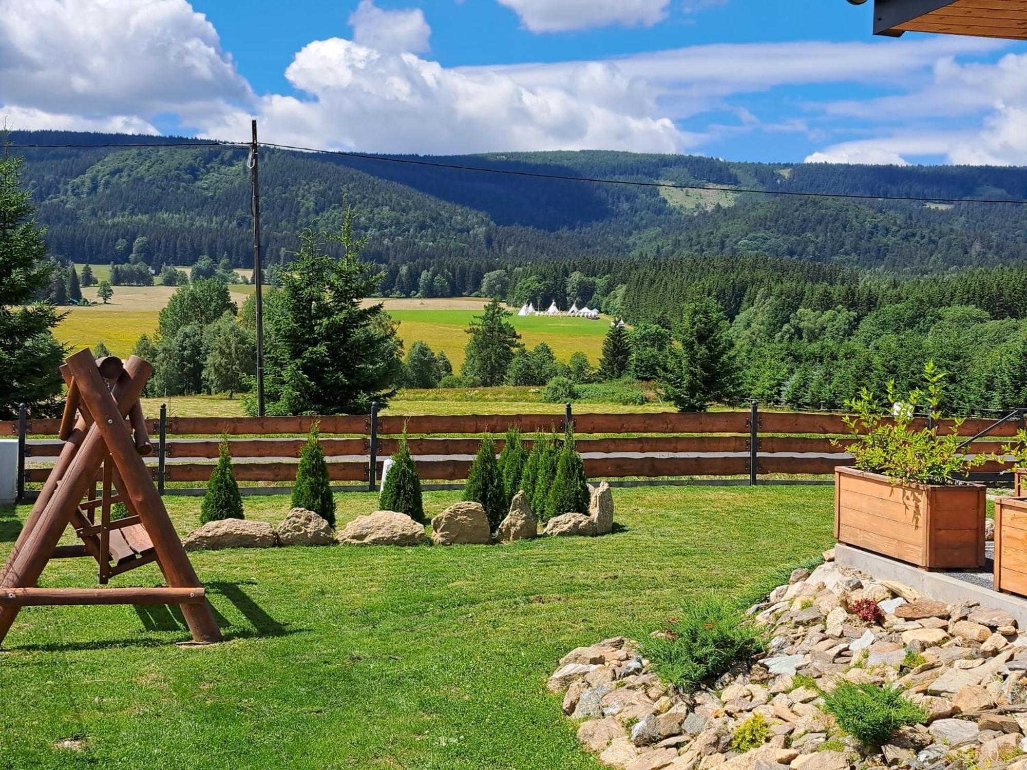 Osada Orlica Klimatyczne Domki Z Widokiem Na Gory I Termalnym Spa Sauna Jacuzzi 4 Km Od Zieleniec Ski Arena Lasowka 外观 照片