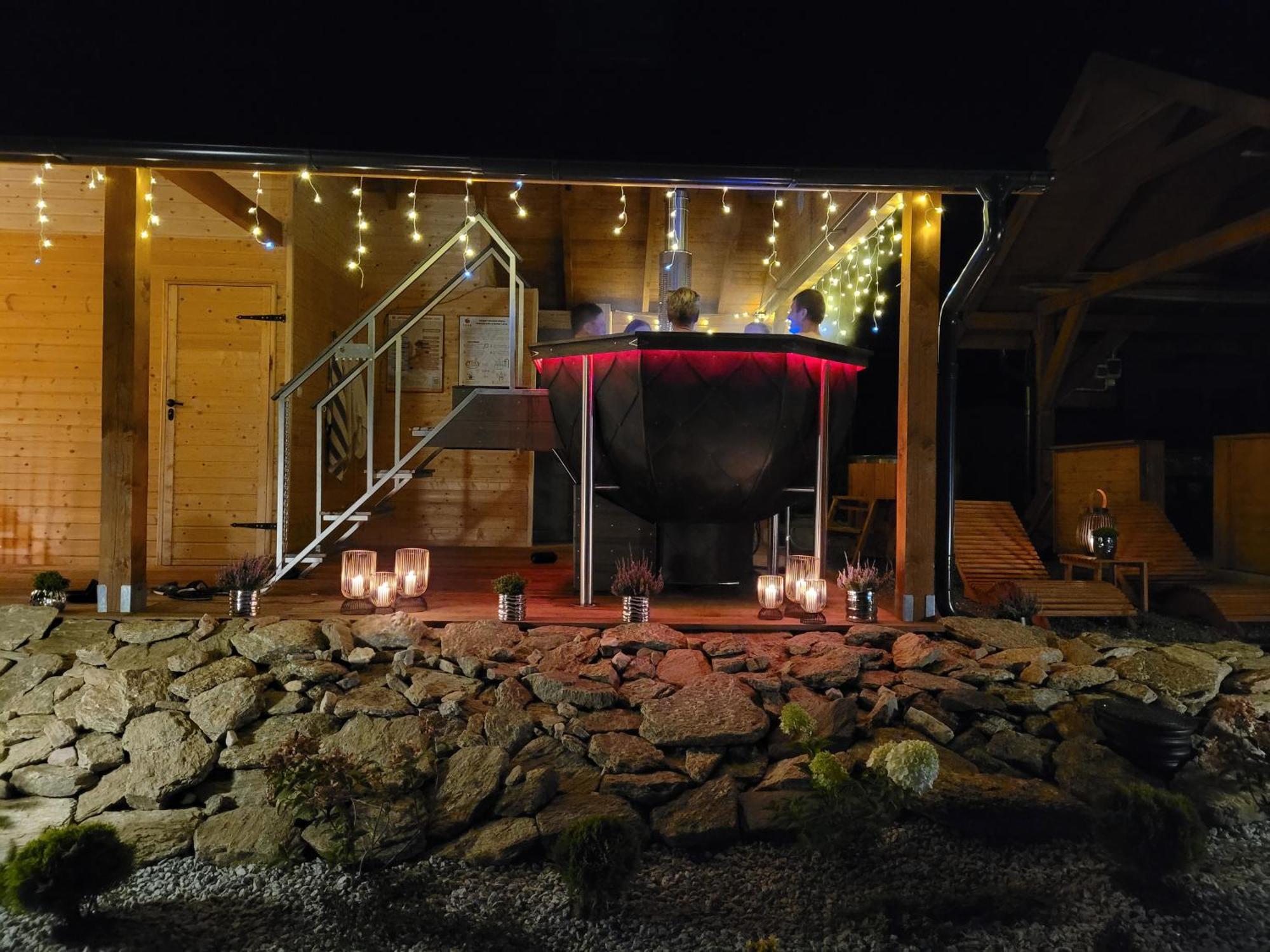 Osada Orlica Klimatyczne Domki Z Widokiem Na Gory I Termalnym Spa Sauna Jacuzzi 4 Km Od Zieleniec Ski Arena Lasowka 外观 照片